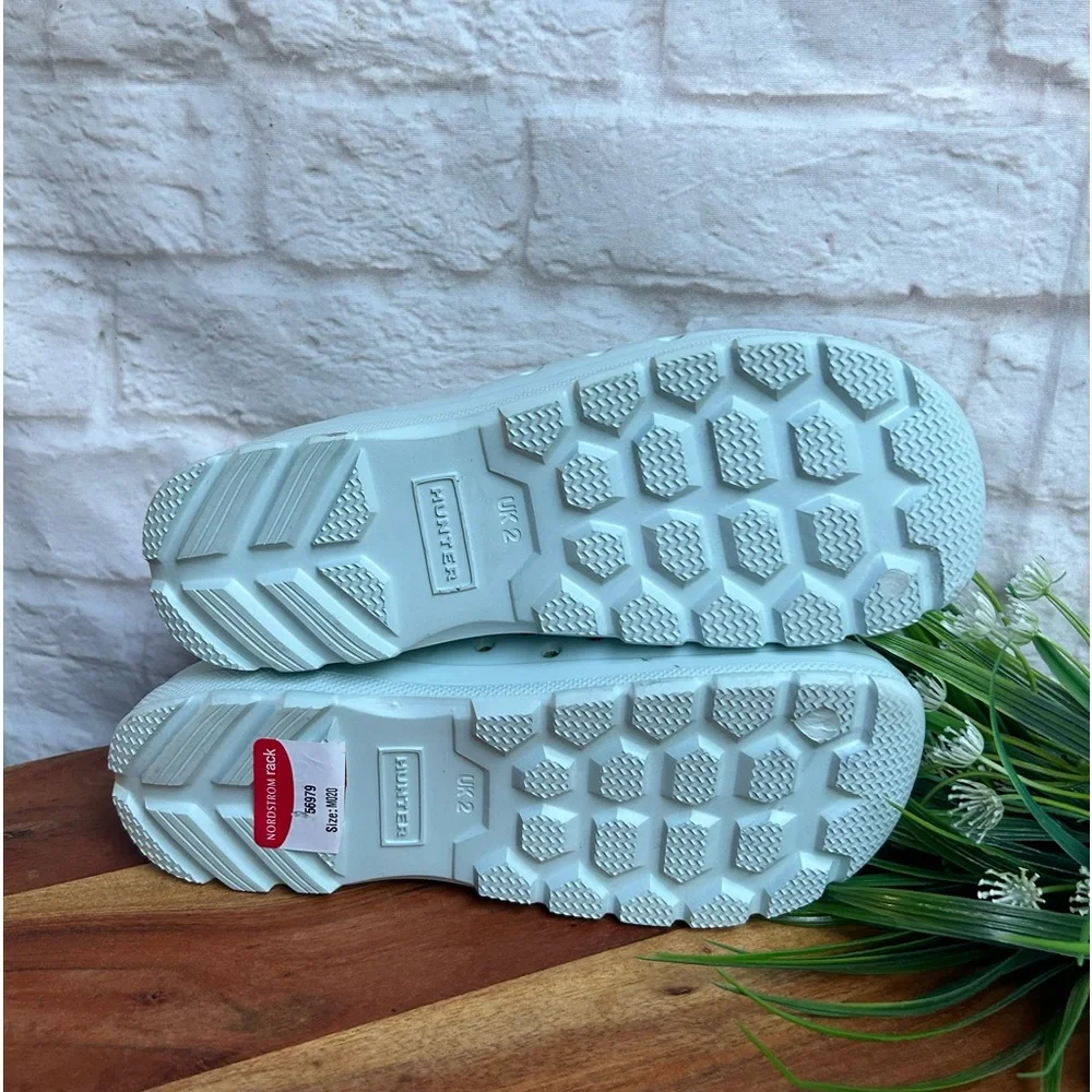 Hunter Original Lightweight Outdoor Shoe with Ventilating... Size US B3 G4
